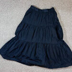 #112 Women's Aritzia Wilfred Sedona Tiered Skirt Fall, Black, Size 2